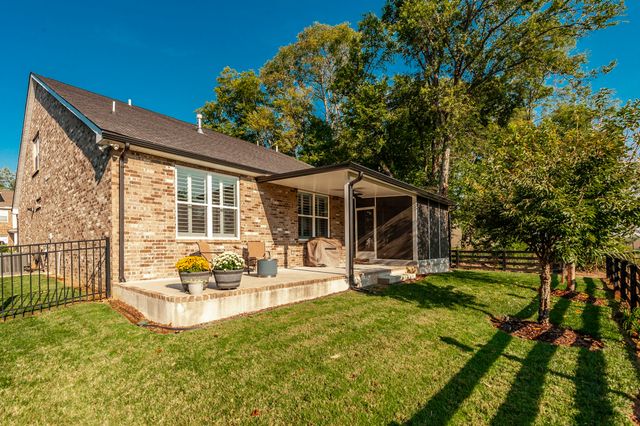 279 Griffin Ln, Gallatin, TN 37066