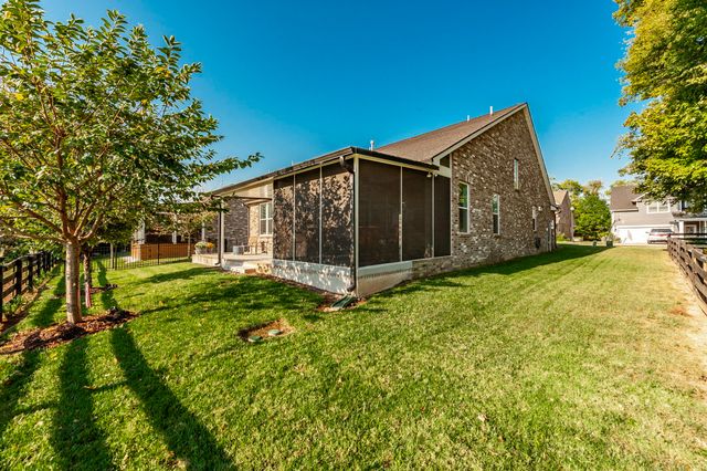 279 Griffin Ln, Gallatin, TN 37066