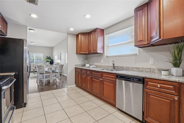 2501 W GRAY STREET, Tampa, FL 33609