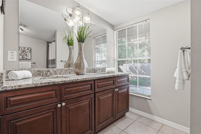 2501 W GRAY STREET, Tampa, FL 33609