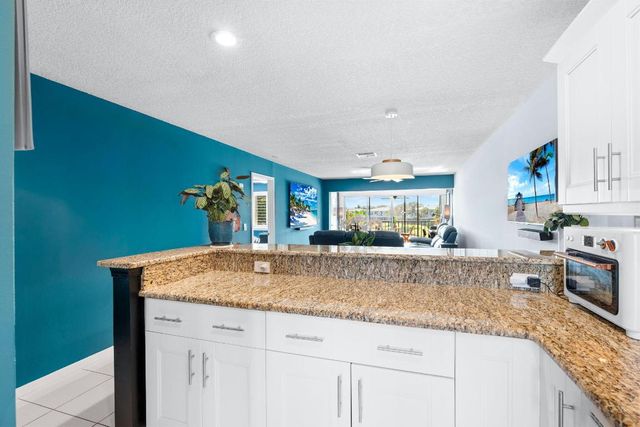 1540 NW 18th Avenue 203, Delray Beach, FL 33445