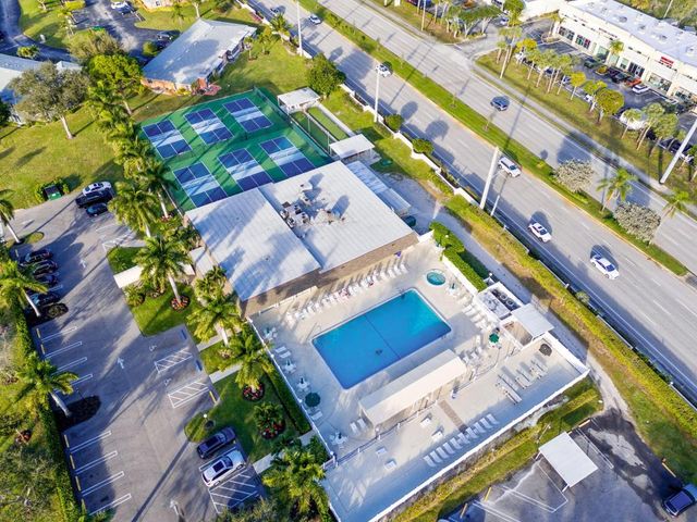 1540 NW 18th Avenue 203, Delray Beach, FL 33445