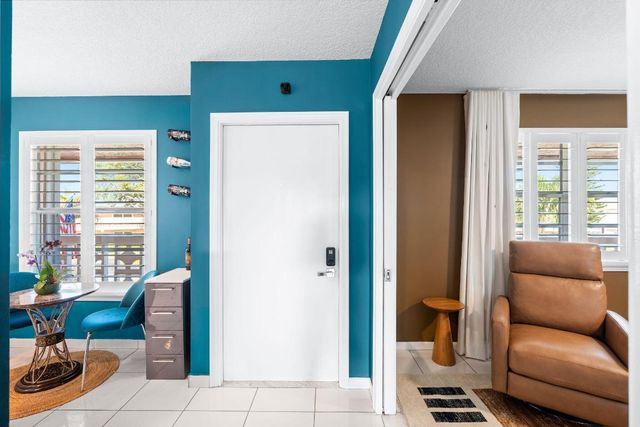 1540 NW 18th Avenue 203, Delray Beach, FL 33445