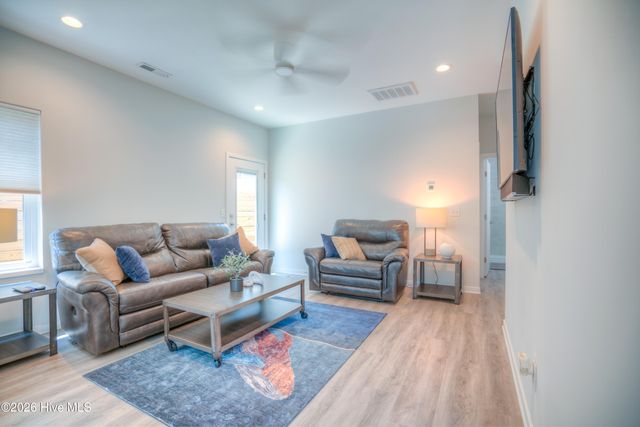 601 Spartanburg Avenue 1, Carolina Beach, NC 28428