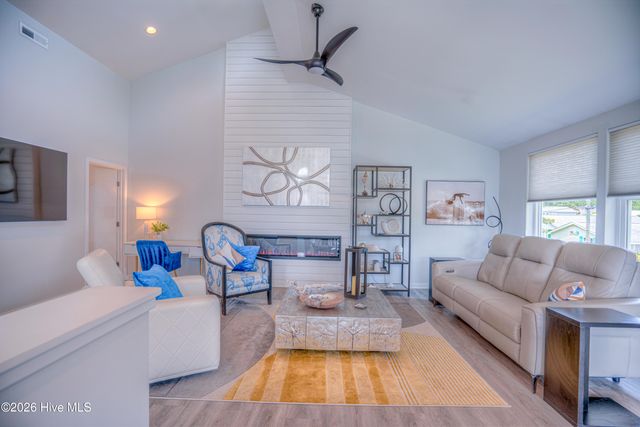 601 Spartanburg Avenue 1, Carolina Beach, NC 28428