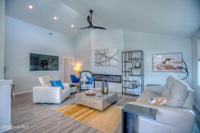 601 Spartanburg Avenue 1, Carolina Beach, NC 28428