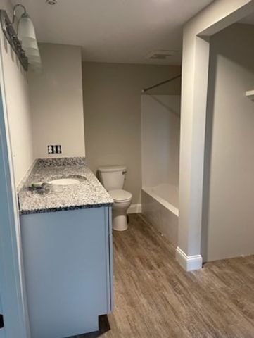 33 West Main Street C, Groton, MA 01450