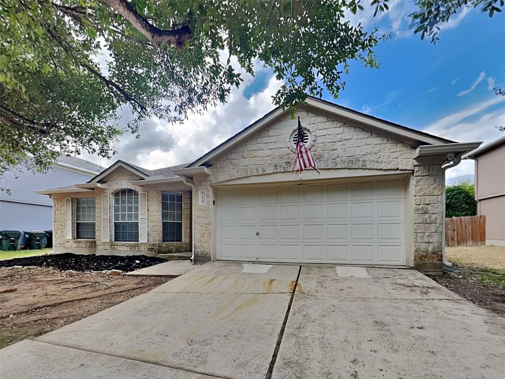310 Masonwood DR, Kyle, TX 78640