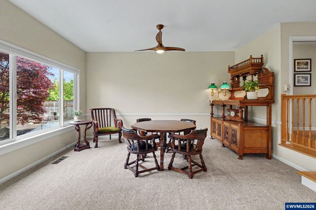 587 Snow White Wy SE, Salem, OR 97302