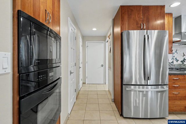 587 Snow White Wy SE, Salem, OR 97302