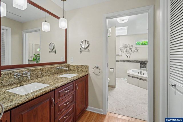 587 Snow White Wy SE, Salem, OR 97302
