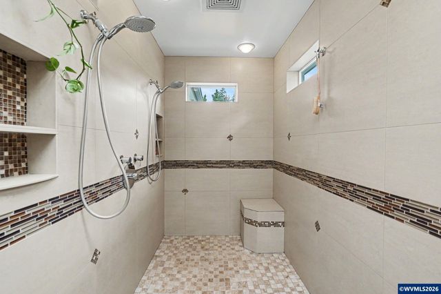 587 Snow White Wy SE, Salem, OR 97302
