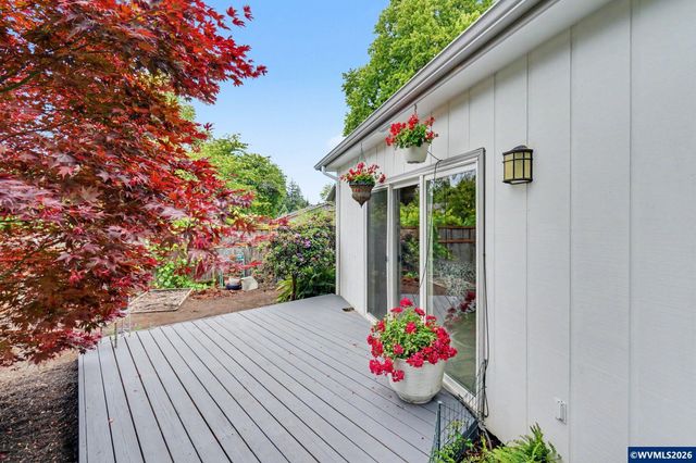 587 Snow White Wy SE, Salem, OR 97302