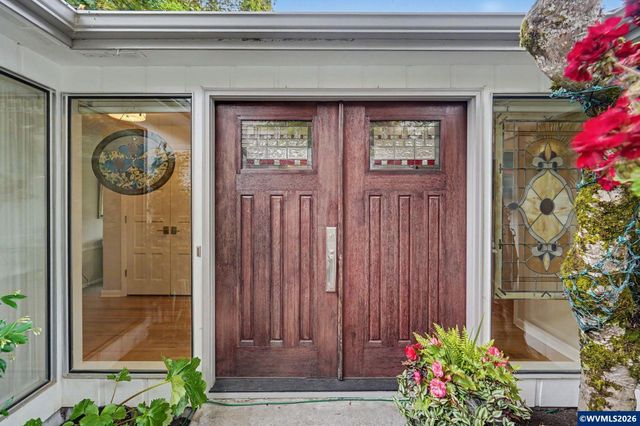 587 Snow White Wy SE, Salem, OR 97302