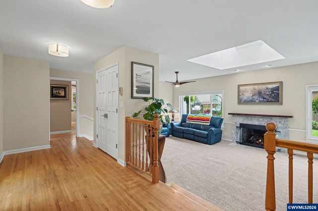 587 Snow White Wy SE, Salem, OR 97302