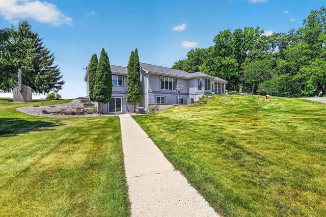 8766 Colby Road, Mount Horeb, WI 53572