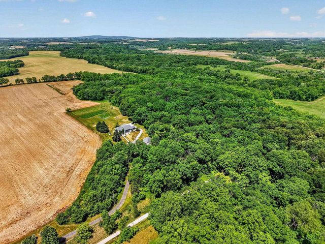 8766 Colby Road, Mount Horeb, WI 53572