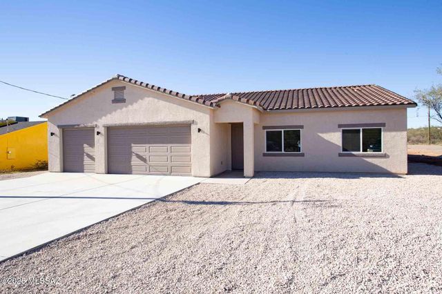 44 Camino India, Rio Rico, AZ 85648