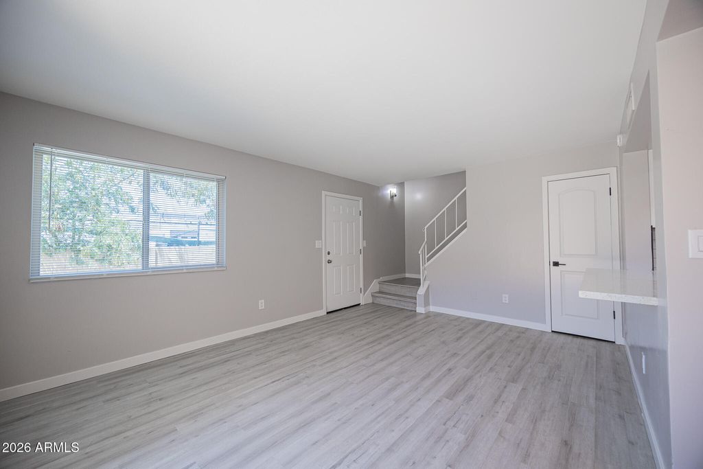4403 E RIVERSIDE Street, Phoenix, AZ 85040 — photo 5