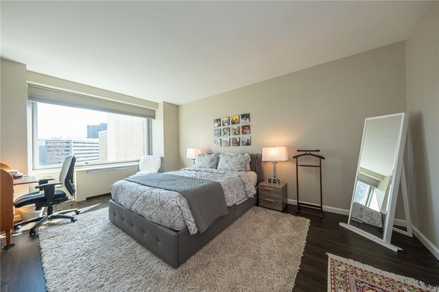 320 Fort Duquesne Blvd 19L, Downtown Pgh, PA 15222