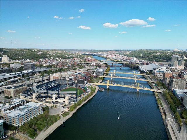 320 Fort Duquesne Blvd 19L, Downtown Pgh, PA 15222