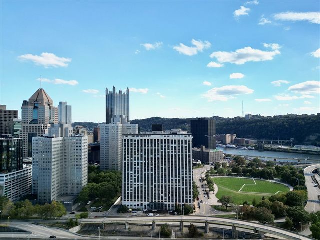 320 Fort Duquesne Blvd 19L, Downtown Pgh, PA 15222