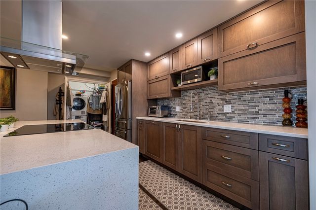 320 Fort Duquesne Blvd 19L, Downtown Pgh, PA 15222