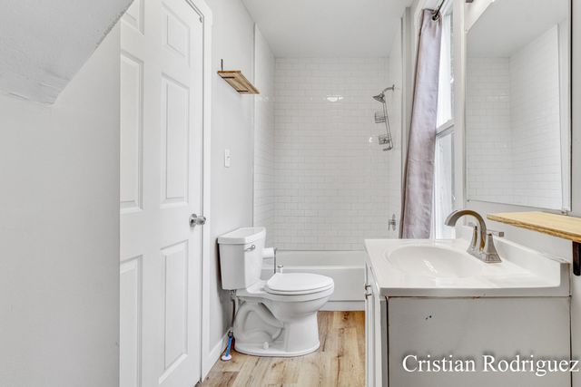 243 Fairbanks Street Ne, City Of Grand Rapids, MI 49503