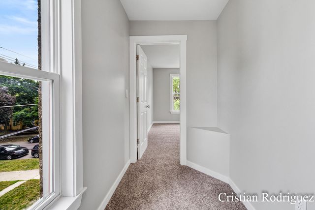 243 Fairbanks Street Ne, City Of Grand Rapids, MI 49503