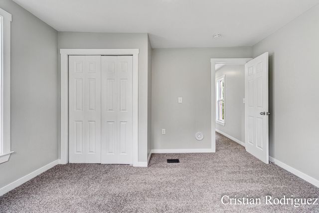 243 Fairbanks Street Ne, City Of Grand Rapids, MI 49503