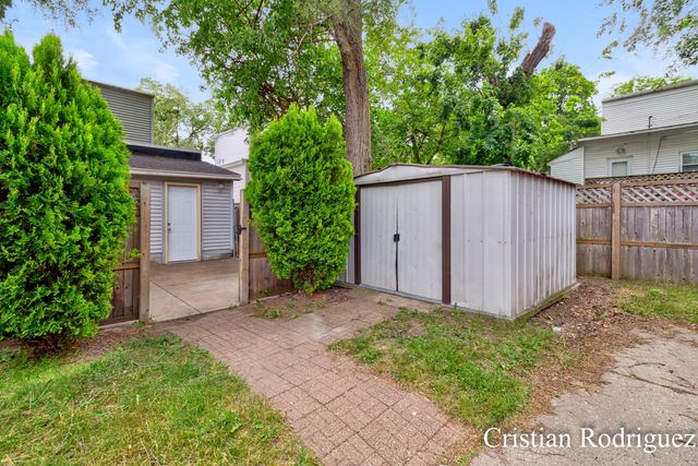 243 Fairbanks Street Ne, City Of Grand Rapids, MI 49503
