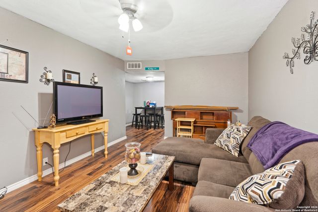 3122 Culebra Rd Apt 104, San Antonio, TX 78228