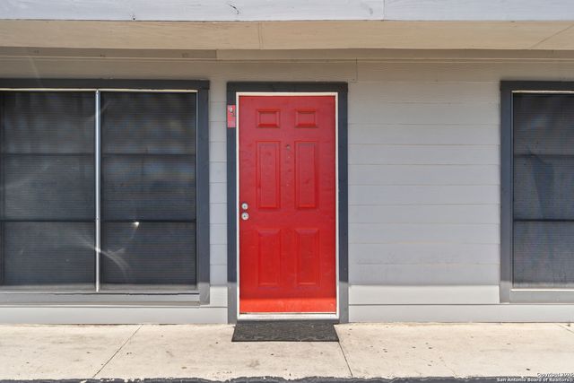3122 Culebra Rd Apt 104, San Antonio, TX 78228