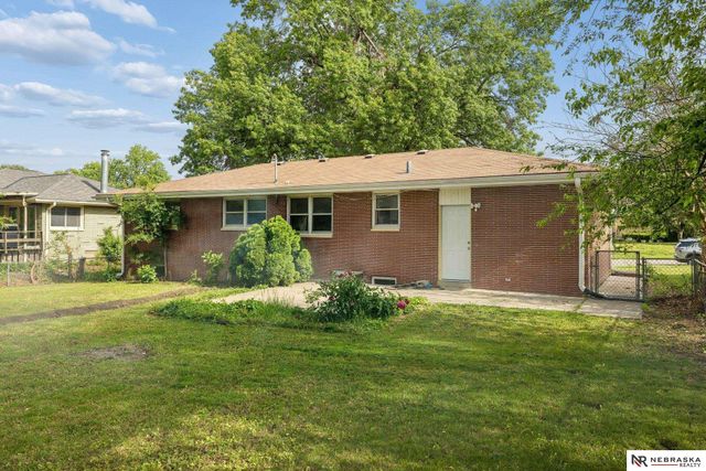 6021 Lexington Avenue, Lincoln, NE 68505