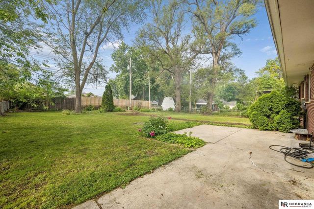 6021 Lexington Avenue, Lincoln, NE 68505