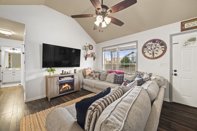 3000 Pipkin Hills Dr, Spring Hill, TN 37174