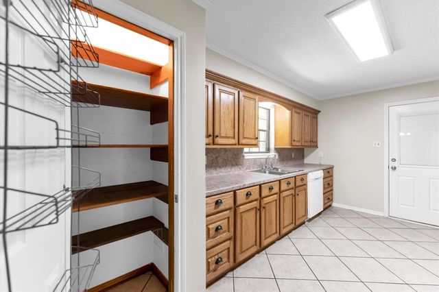 361 Forest Lane, Huntsville, TX 77340