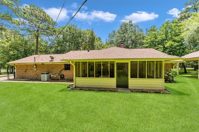 361 Forest Lane, Huntsville, TX 77340