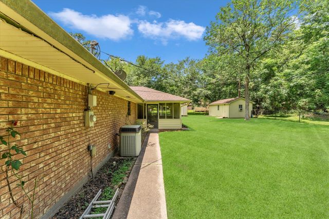 361 Forest Lane, Huntsville, TX 77340