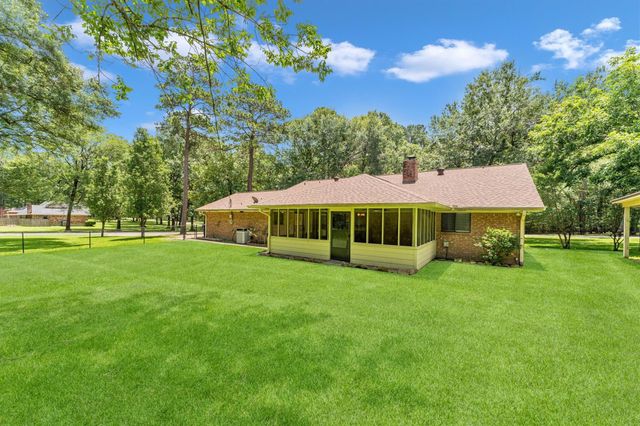 361 Forest Lane, Huntsville, TX 77340