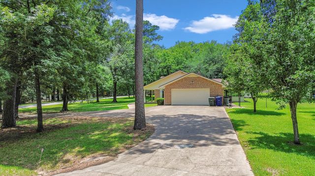 361 Forest Lane, Huntsville, TX 77340