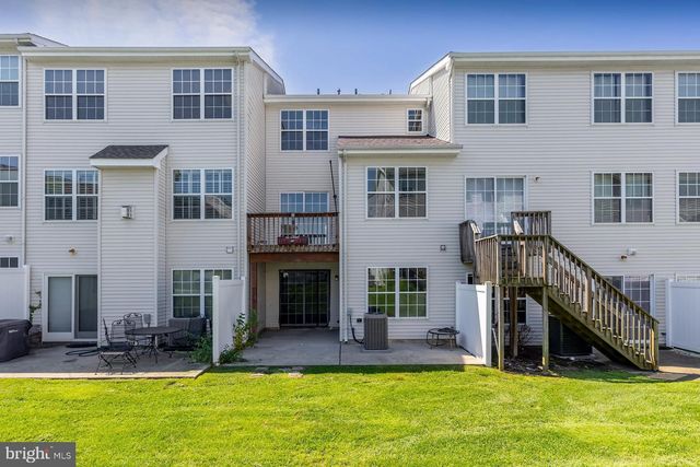 1042 BUCKINGHAM DR, West Deptford Twp, NJ 08086