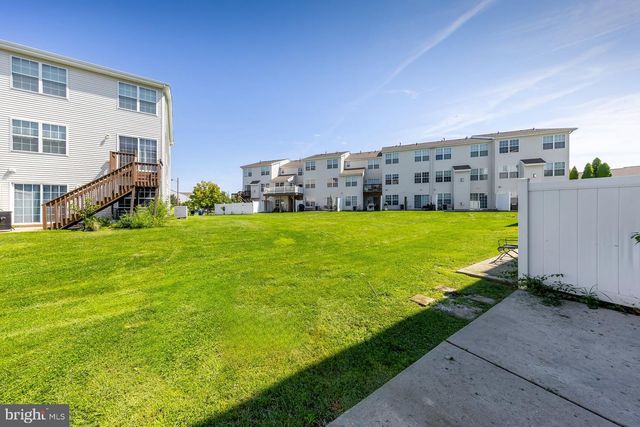 1042 BUCKINGHAM DR, West Deptford Twp, NJ 08086