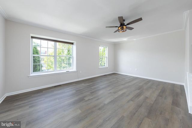 1042 BUCKINGHAM DR, West Deptford Twp, NJ 08086