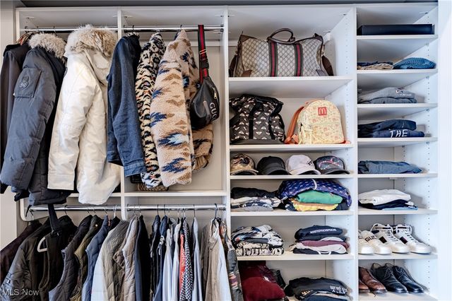 1260 4th Street W 604, Cleveland, OH 44114