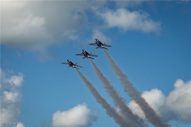 1260 4th Street W 604, Cleveland, OH 44114