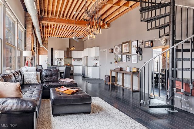 1260 4th Street W 604, Cleveland, OH 44114