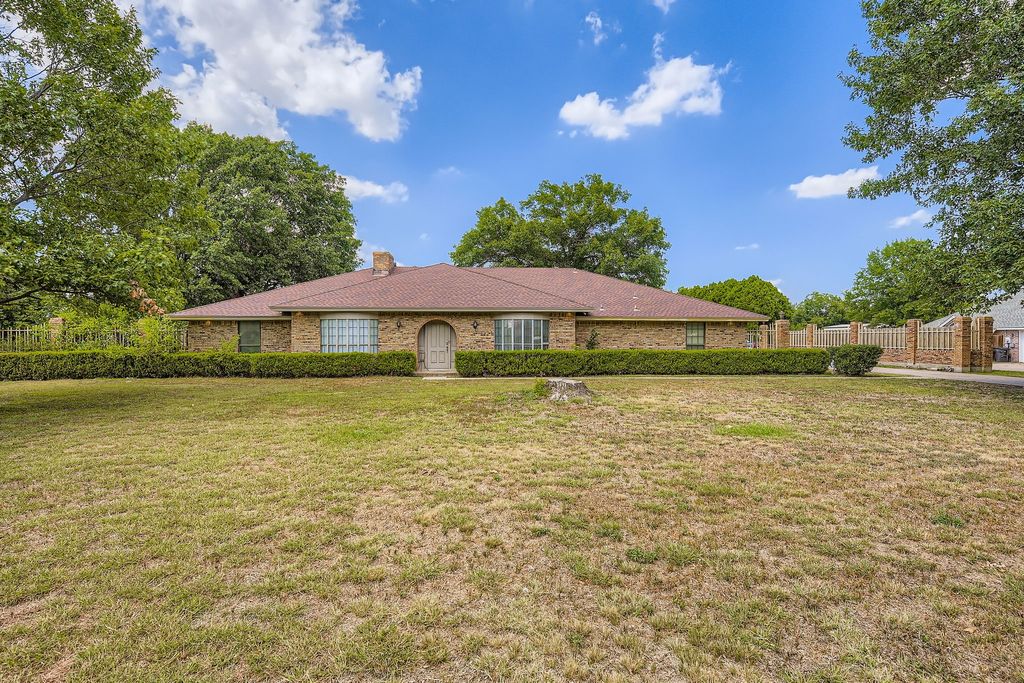 6232 N Ridge Road, Fort Worth, TX 76135