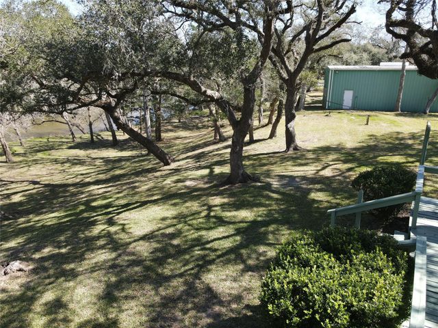 708 Catamaran Circle, Blessing, TX 77419