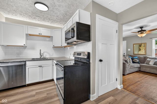 6043 Ivanhoe Street, Indianapolis, IN 46219